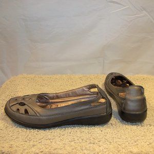 Pierre Dumas Womens Shoes Size 39 US 8 Flats Slip On Cutout Studded Gray